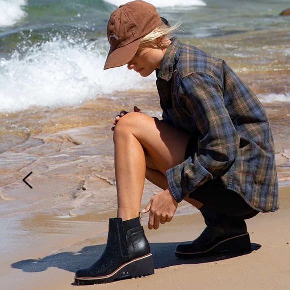 DOLCE VITA WOMEN'S HUEY WATERPROOF H2O BOOTIES. - Picture 6 of 13